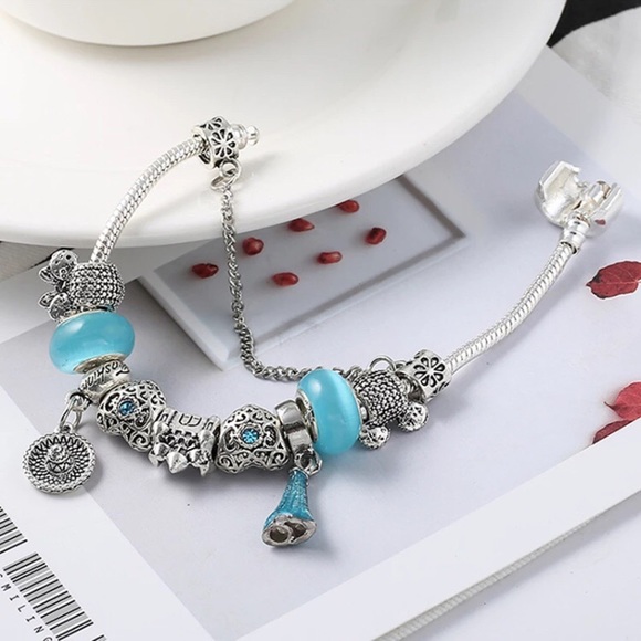 Blue Elsa Disney Charm Bracelet - Picture 2 of 8